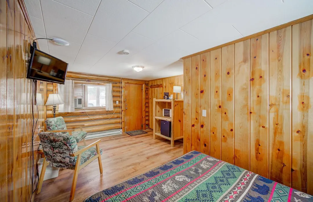 Sportsman'S Lodge-1