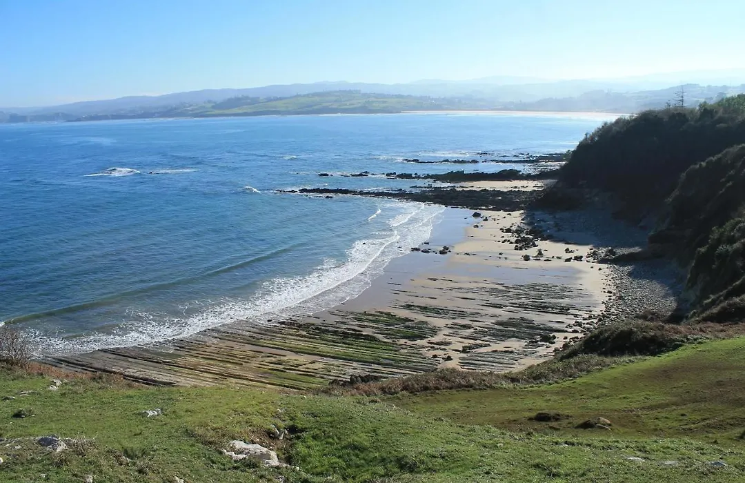 Pensión Oyambre-1