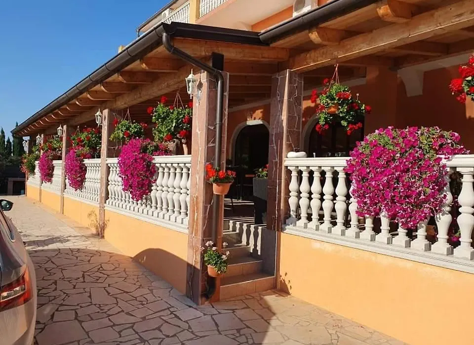 Villa Nikolina-1