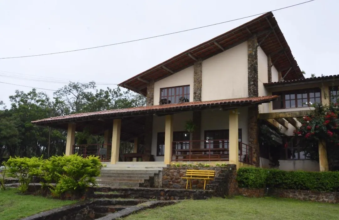Pousada Calugi-1