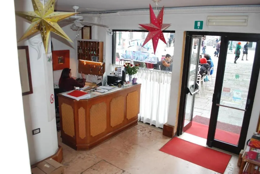 Hotel San Geremia-1