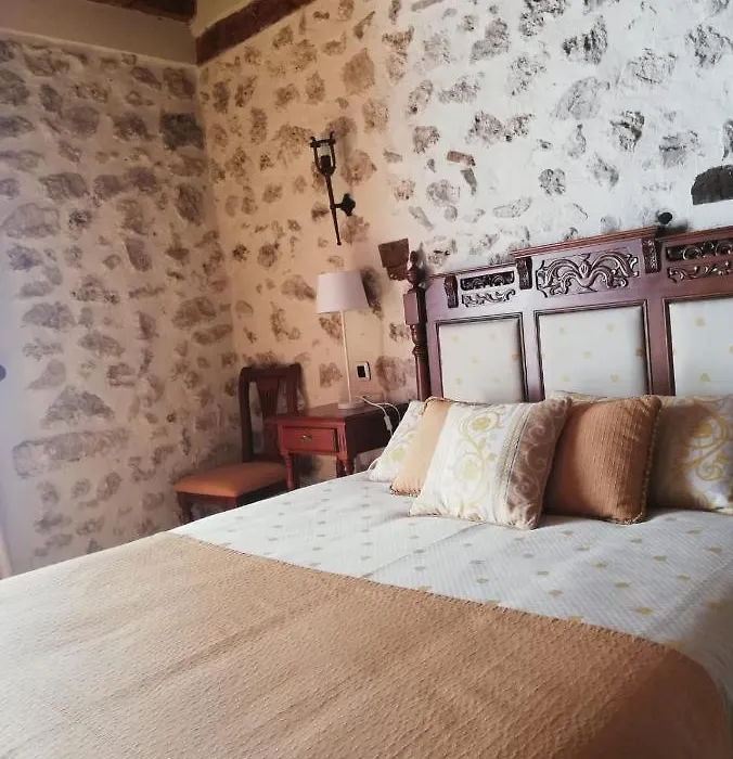 Hotel Rincón Castellano-1