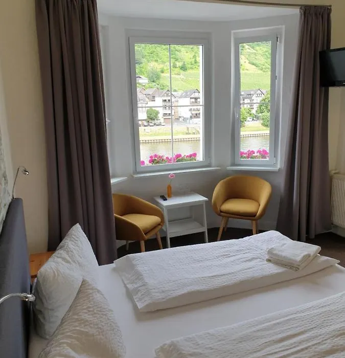 Haus Burgfrieden Cochem-1
