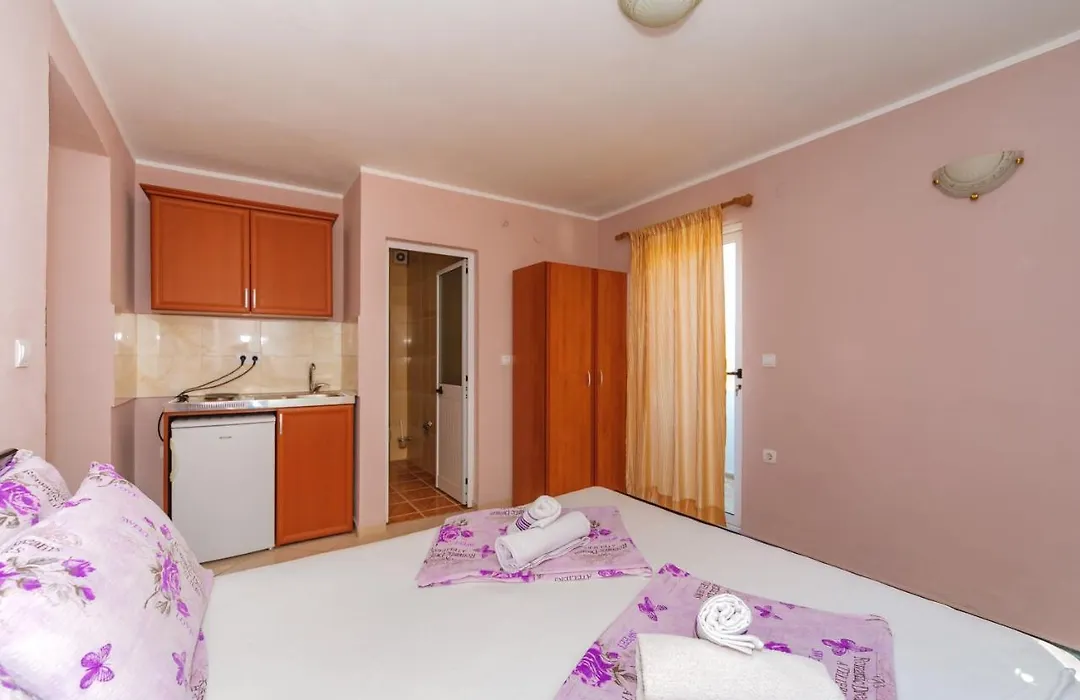 Guest House Edita-1