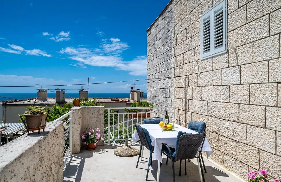 Apartments Kazo-1