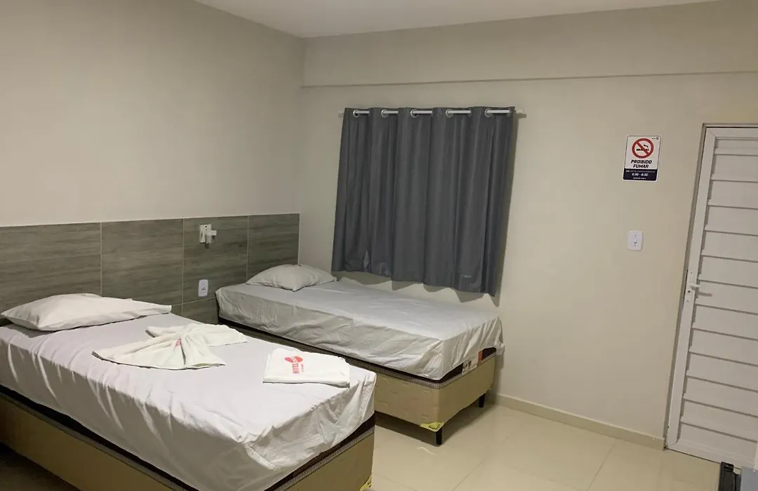 Hotel Mundial-1