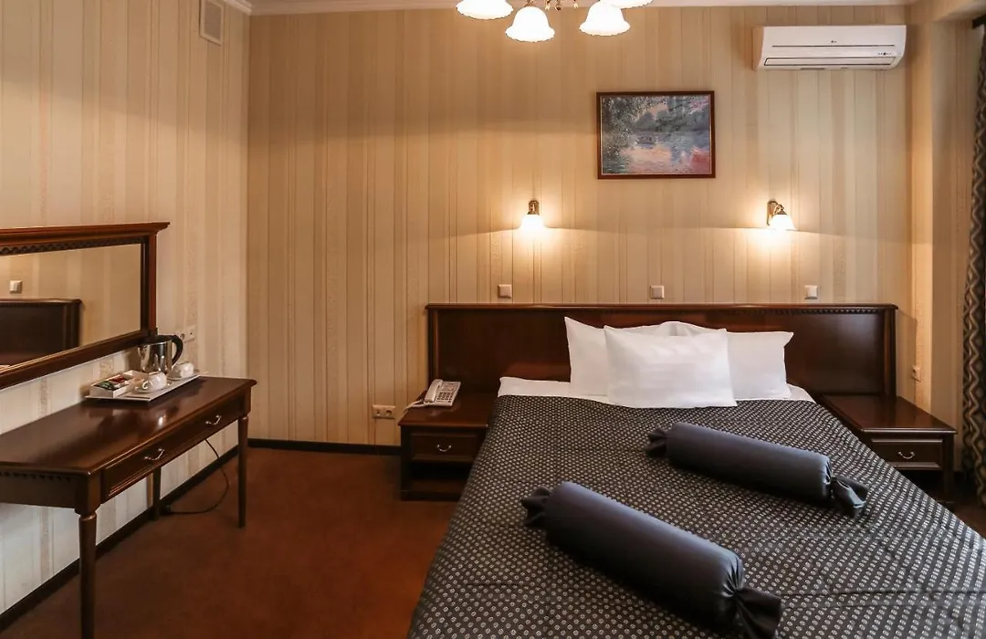 Готель Дніпро Dnipro Hotel-1