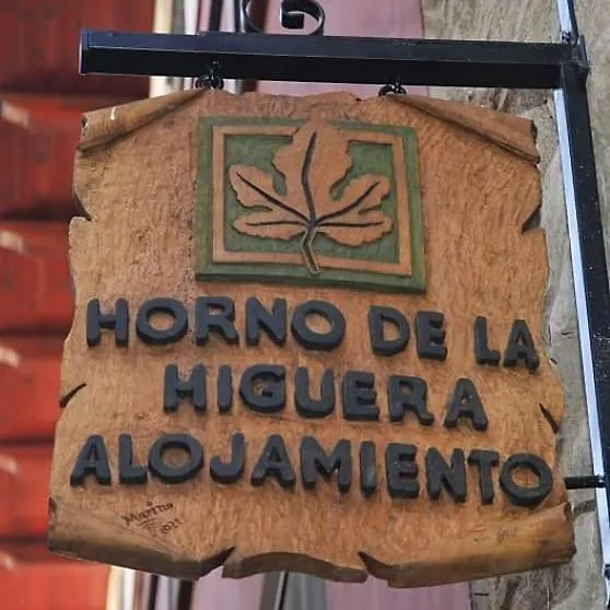 Horno De La Higuera Alojamiento-1