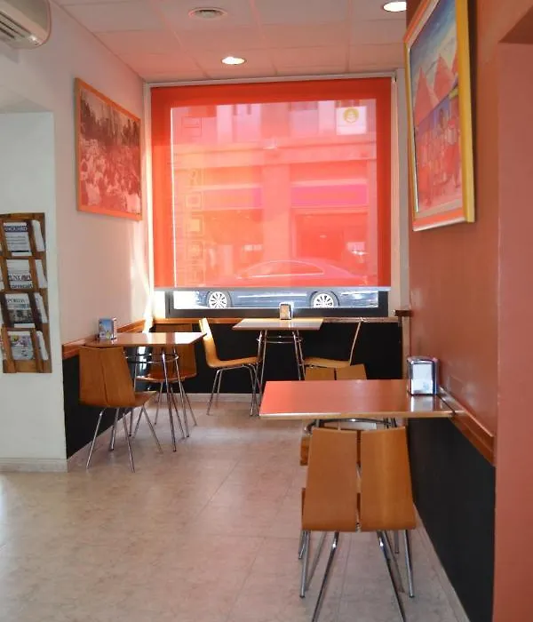 Hostal Bartis-1
