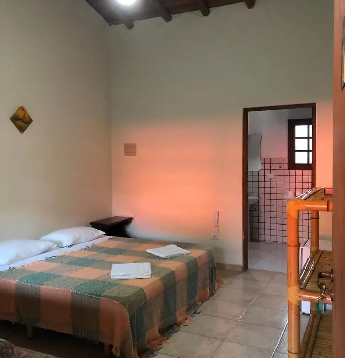 Pousada Vila Cambury-1