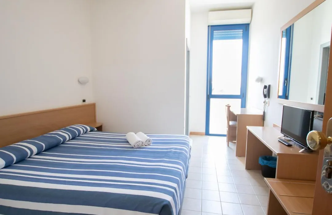 Piccolo Hotel-1
