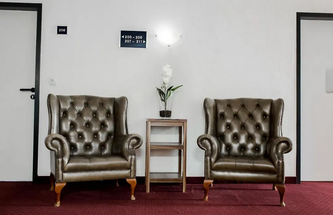 Bach Hotel-1