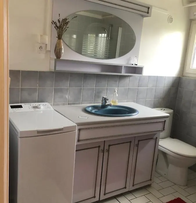 Room In House Near Lycee International St Germain En Laye-1