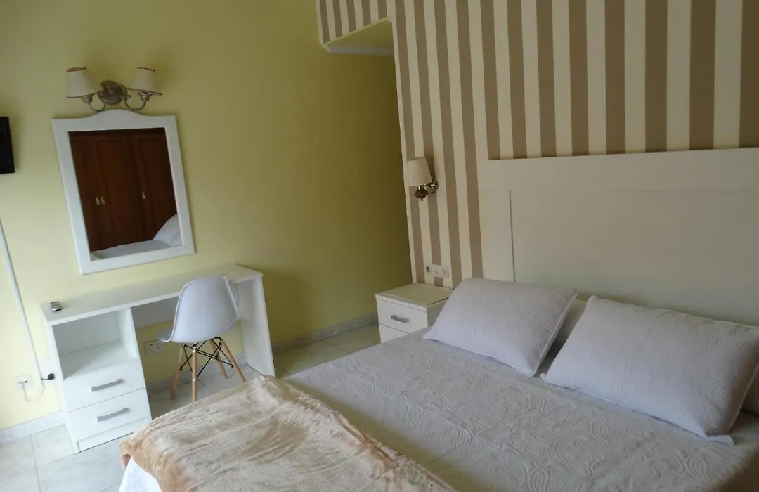 Hotel Cervantes-1