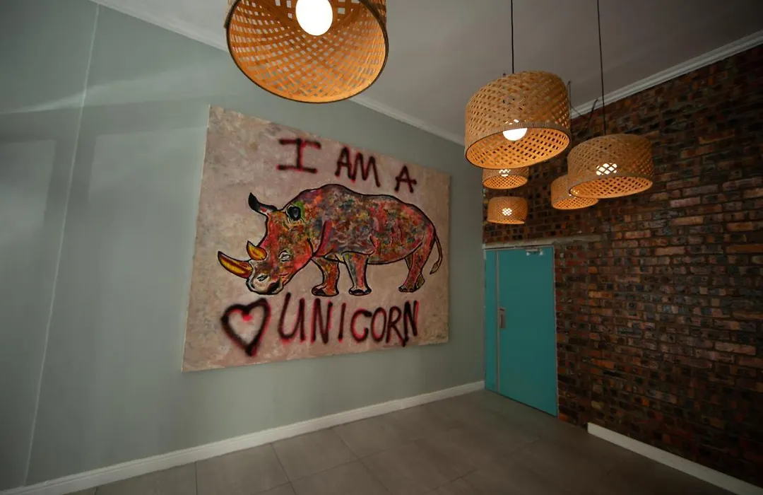 Happy Rhino Hotel-1