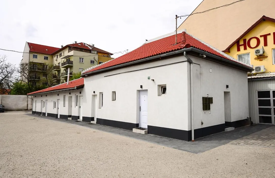 Chesscom Guesthouse-1