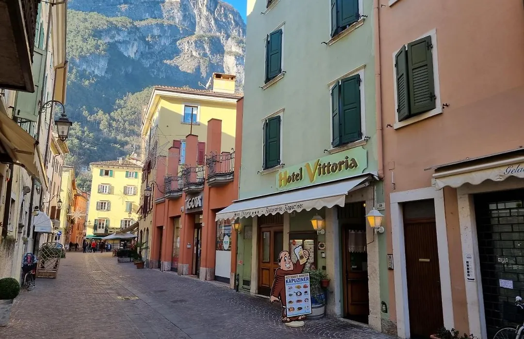 Hotel Vittoria-1