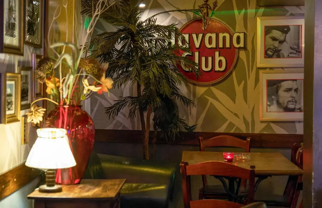 Pension Havana Club-1