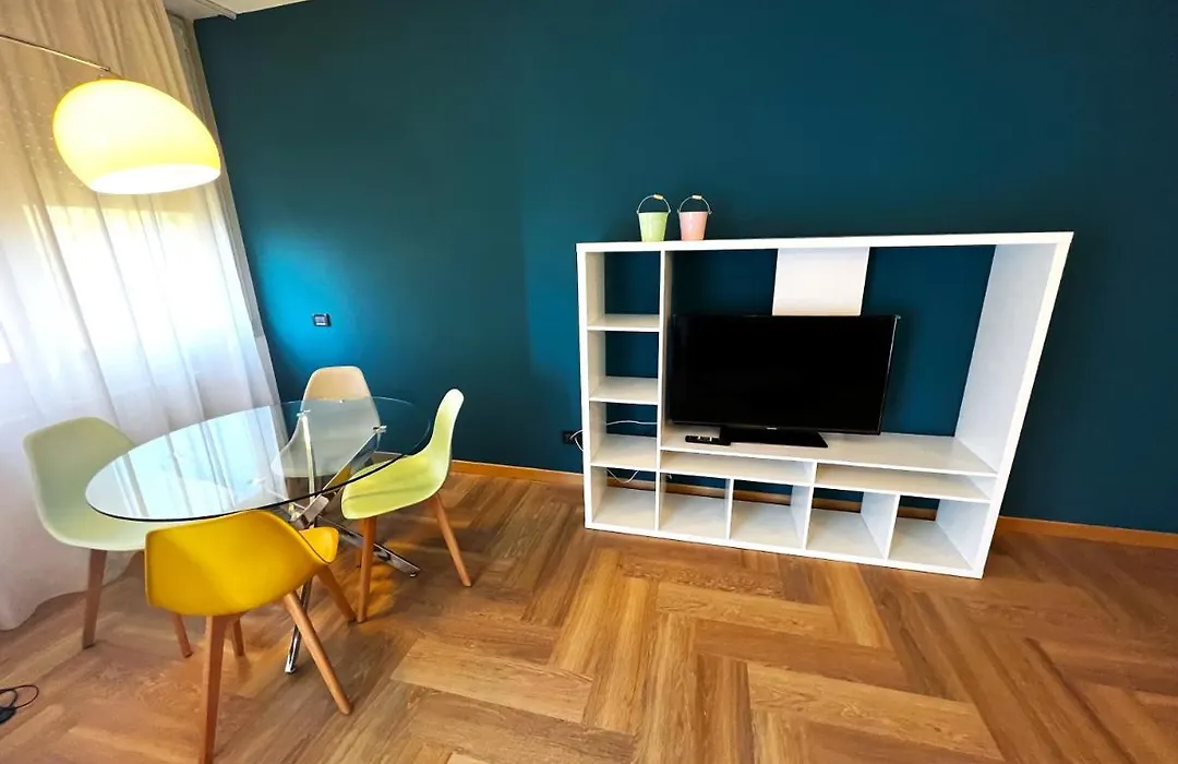 Front Lake Apartment Bardolino-1