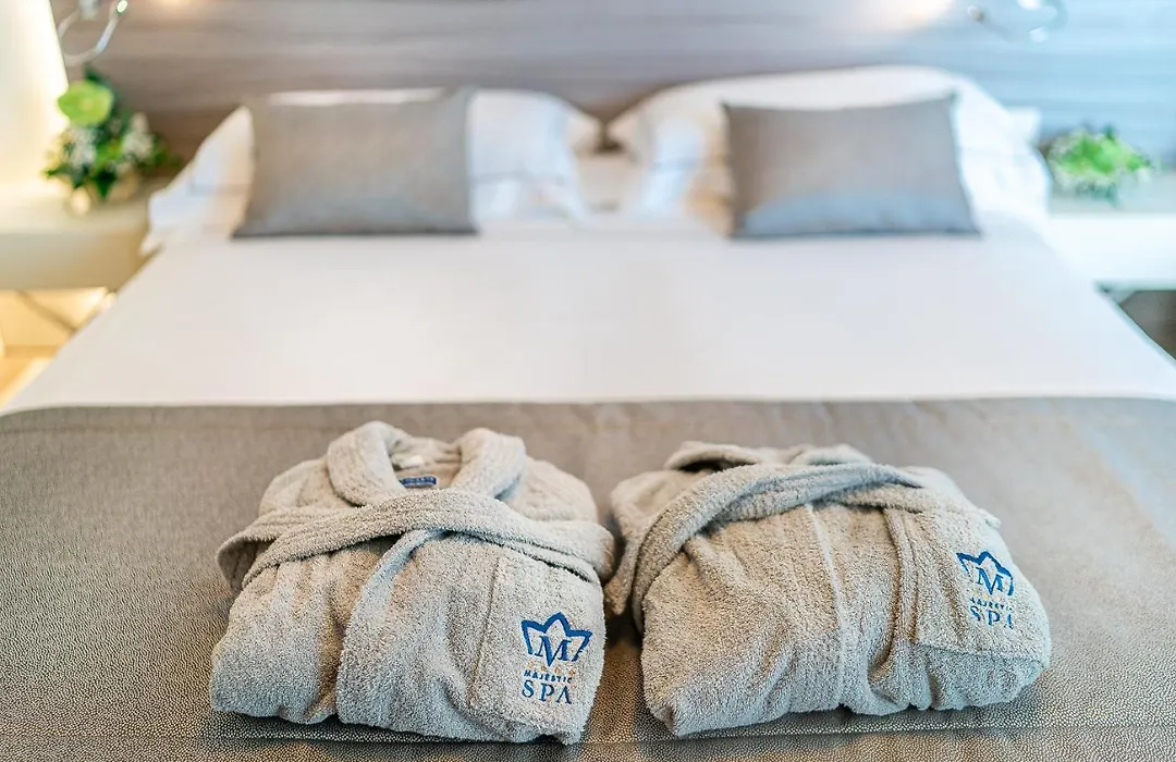 Majestic Beach Hotel&Wellness-1