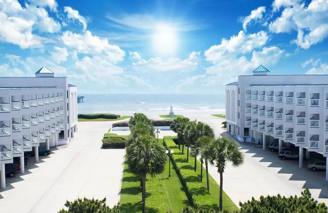 Casa Del Mar Beachfront Suites-1
