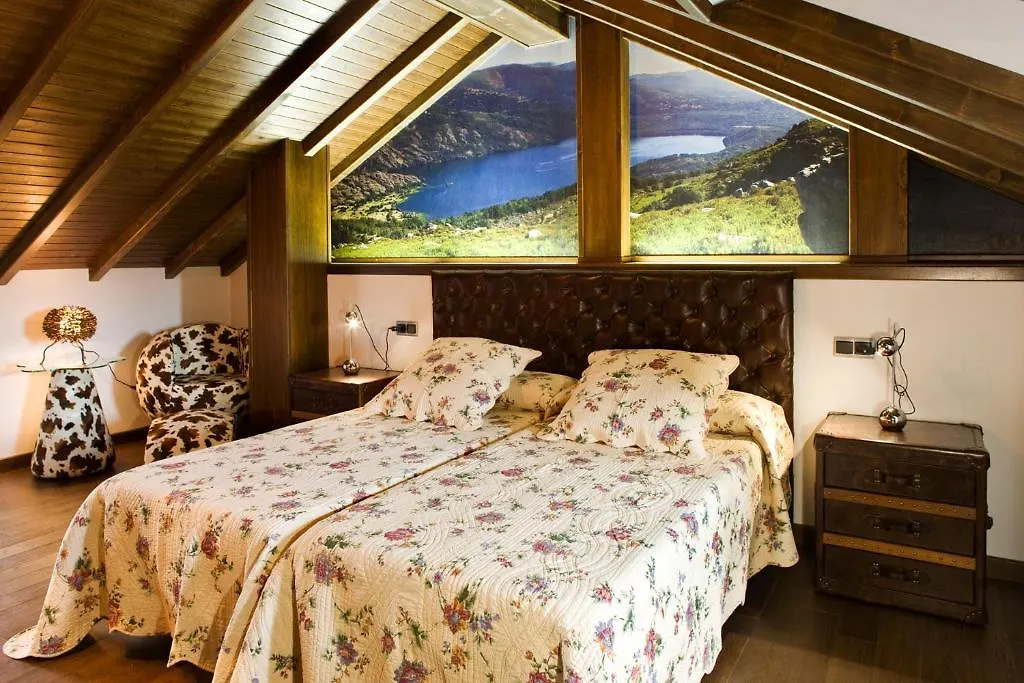 Hostal Raices-1