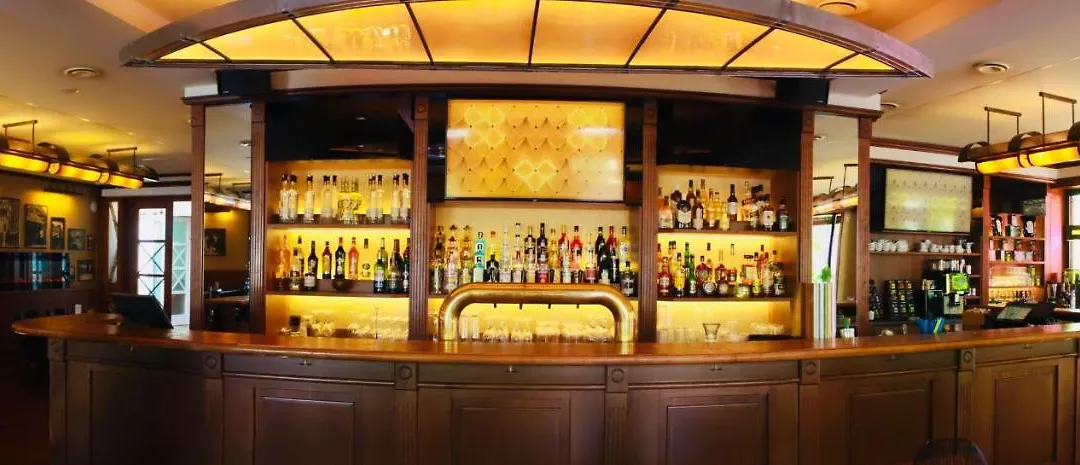 Hotel-Restaurant Amadeus-1