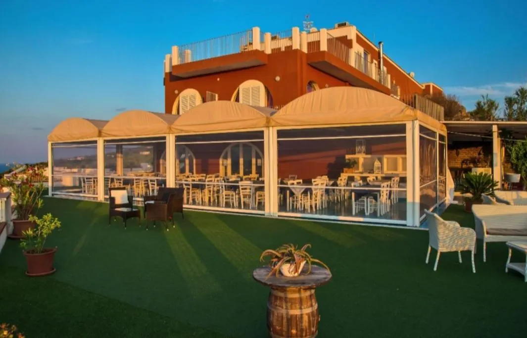 Hotel Borgo Cacciatori-1