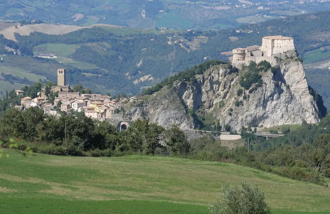 San Leo Albergo Diffuso-1