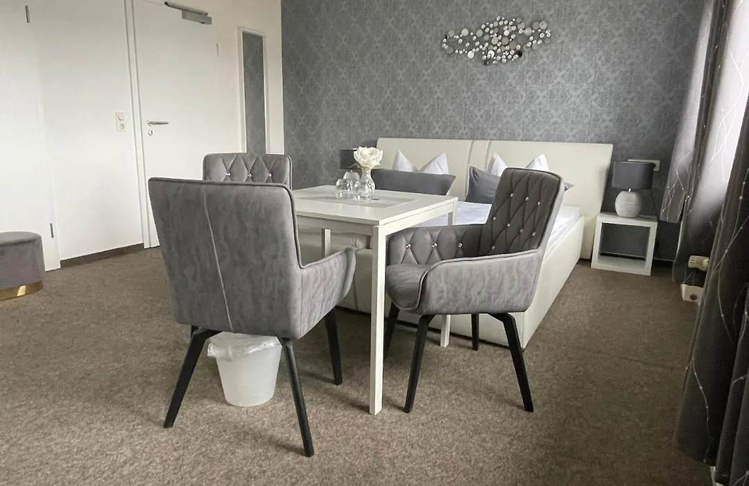 Hotel Schwanenburg-1