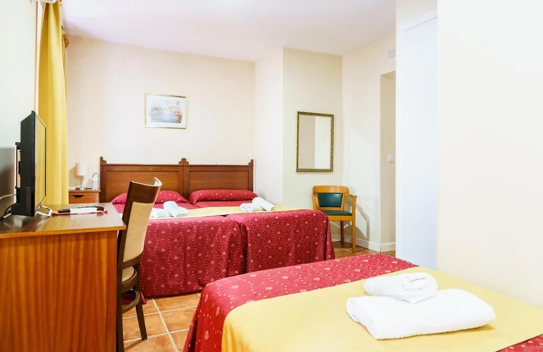 Hotel Carlos V Jerez By Vivere Stays-1