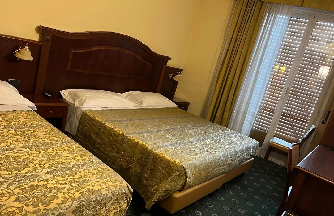Hotel Valganna-1