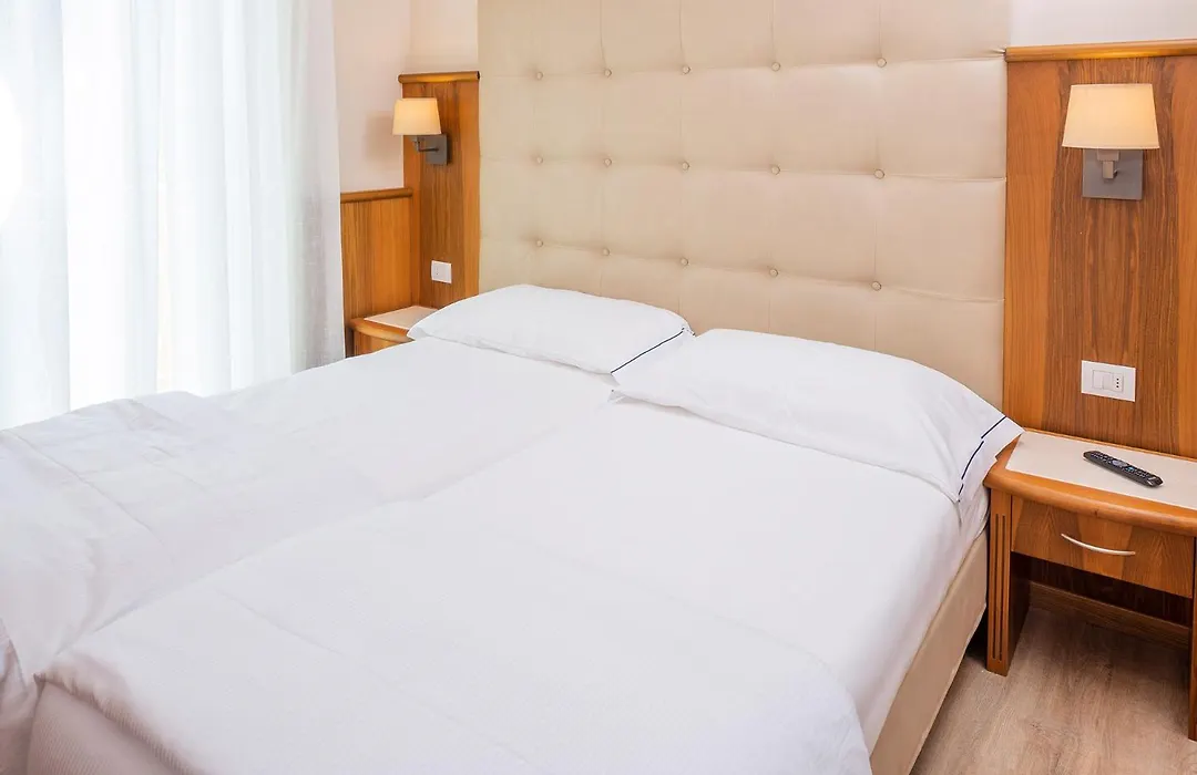Hotel Centrale-1