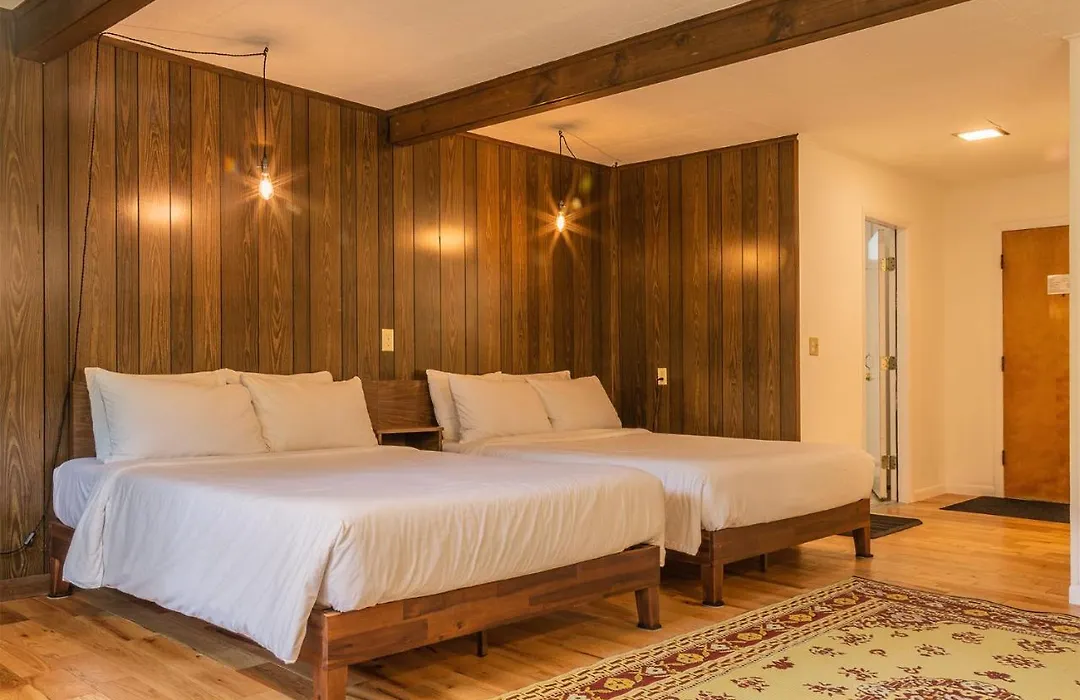 The Grayhaven Motel-1