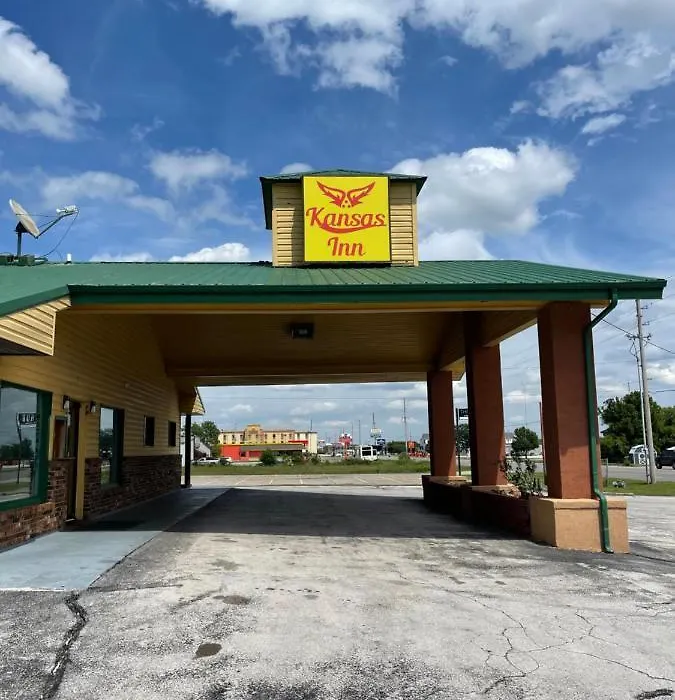 Kansas Inn-1