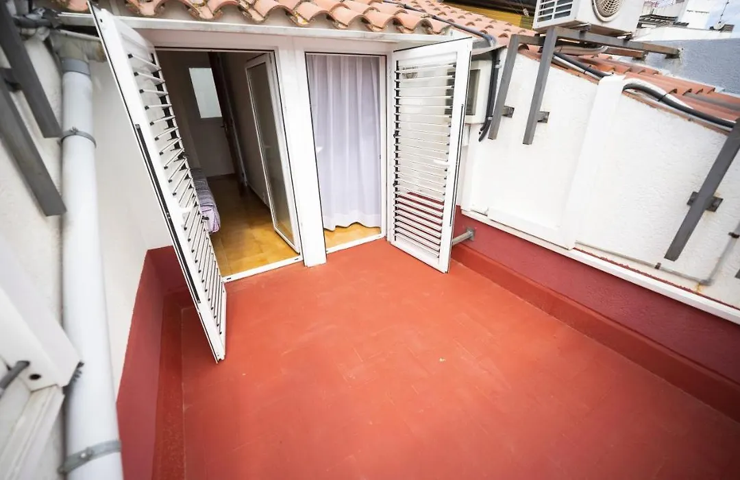 Hostal La Premsa-1