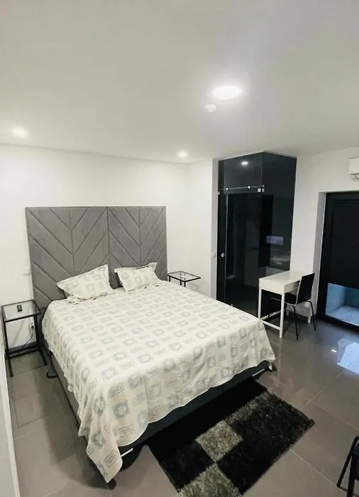 Ergosuites-1