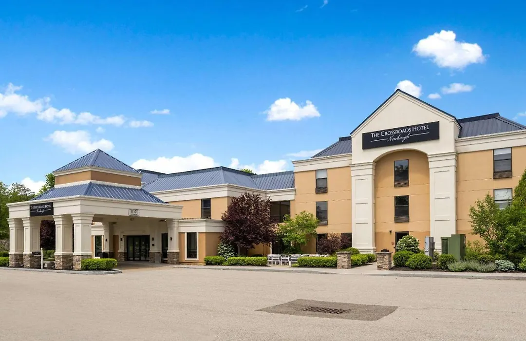The Crossroads Hotel - Newburgh-1