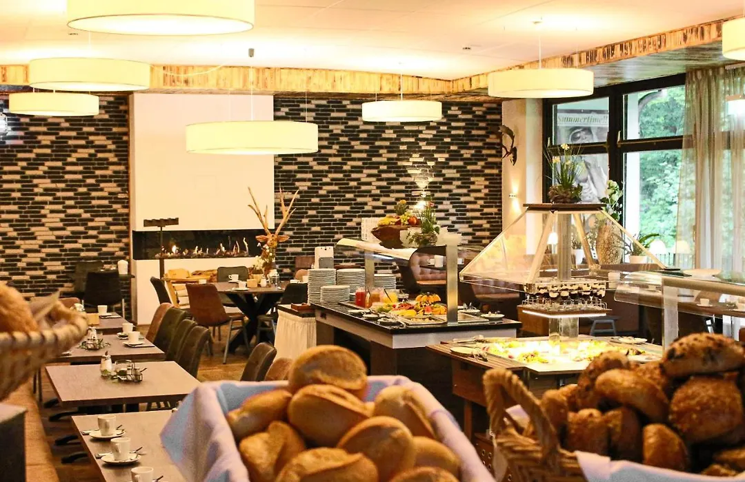 Forsthaus-Ferienhotel am Dobrock-1