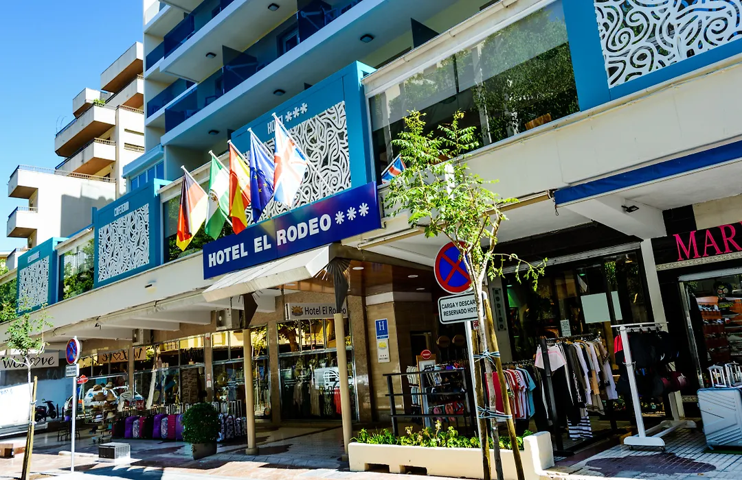Hotel Monarque El Rodeo-1