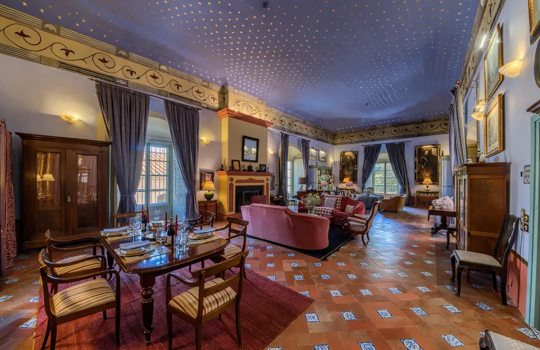 Casa Palacio De Carmona-1
