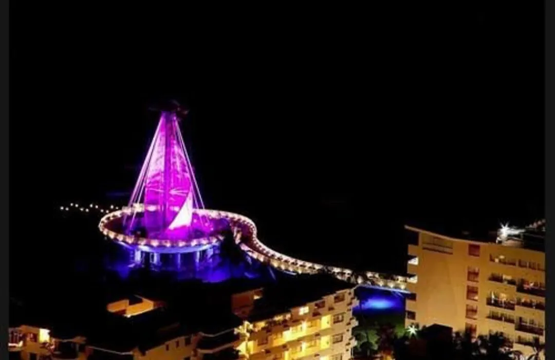 Emperador Vallarta Beachfront Hotel And Suites-1