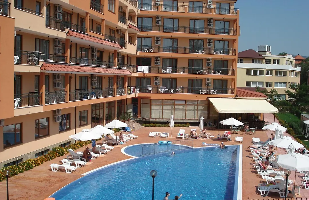 Apart Hotel Happy-1