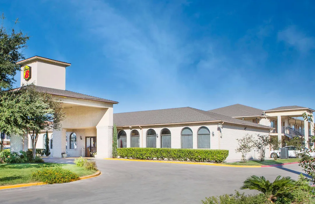 Super 8 By Wyndham San Antonio At I-10-1