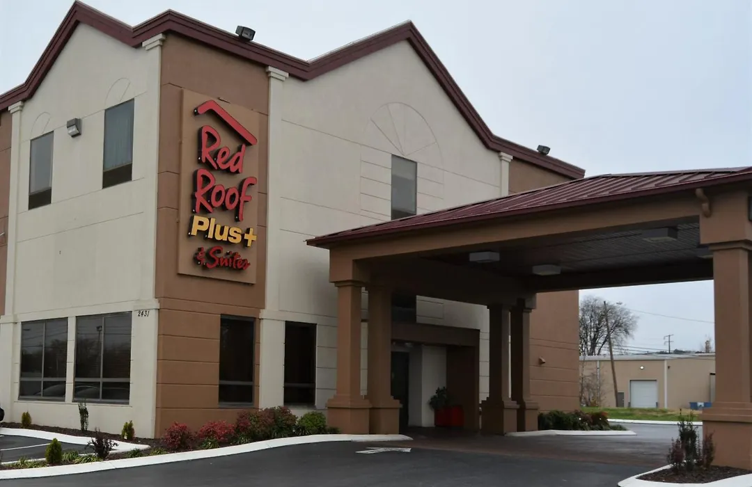 Red Roof Inn Plus+ & Suites Chattanooga - Downtown-1