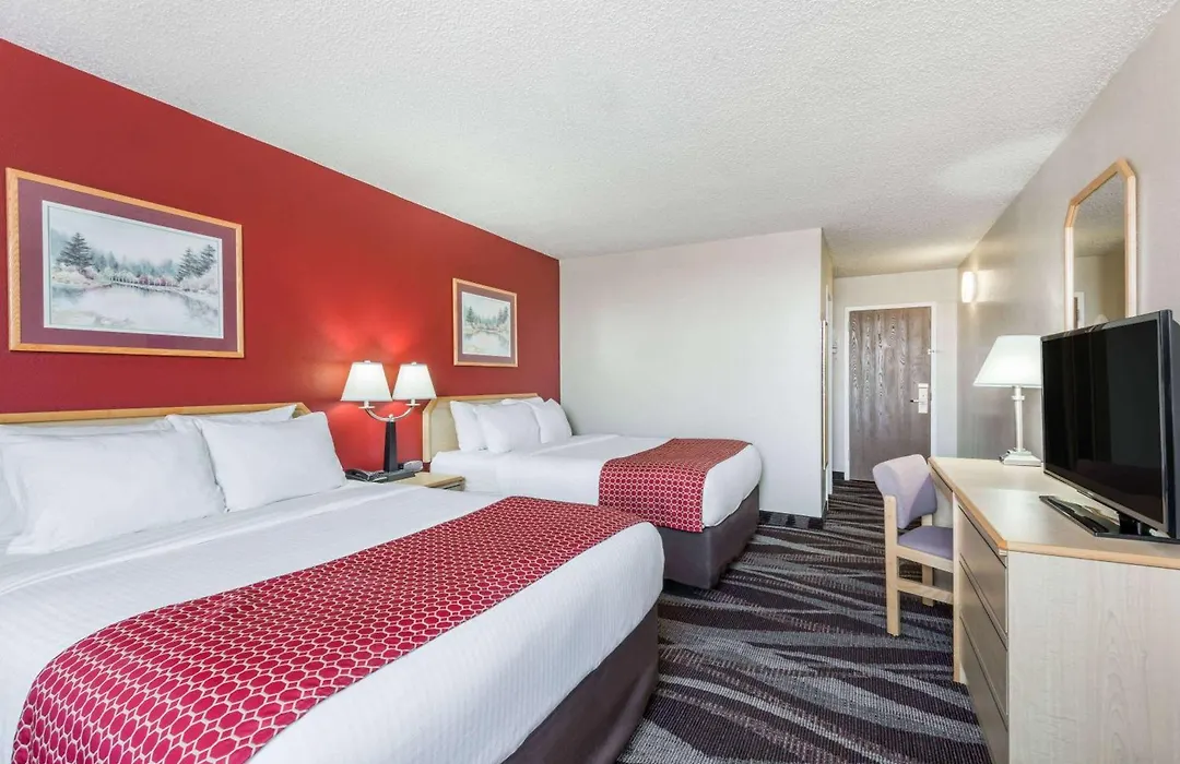 Days Inn By Wyndham Gillette-1