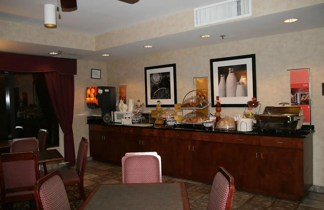 Hampton Inn Columbus-International Airport-1