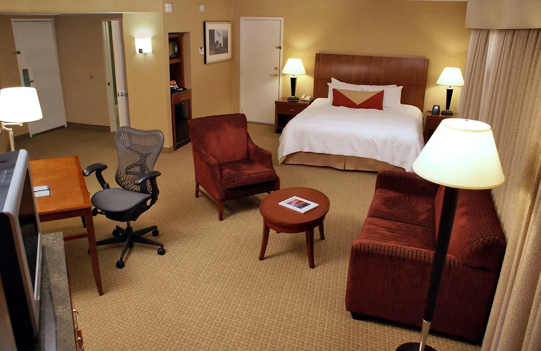 Hilton Garden Inn Monterey-1
