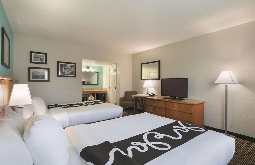 La Quinta Inn By Wyndham Cocoa Beach-Port Canaveral-1