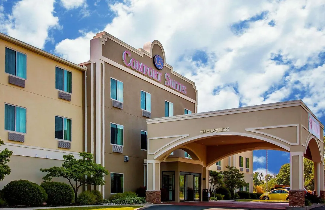 Comfort Suites Benton Harbor - St Joseph-1